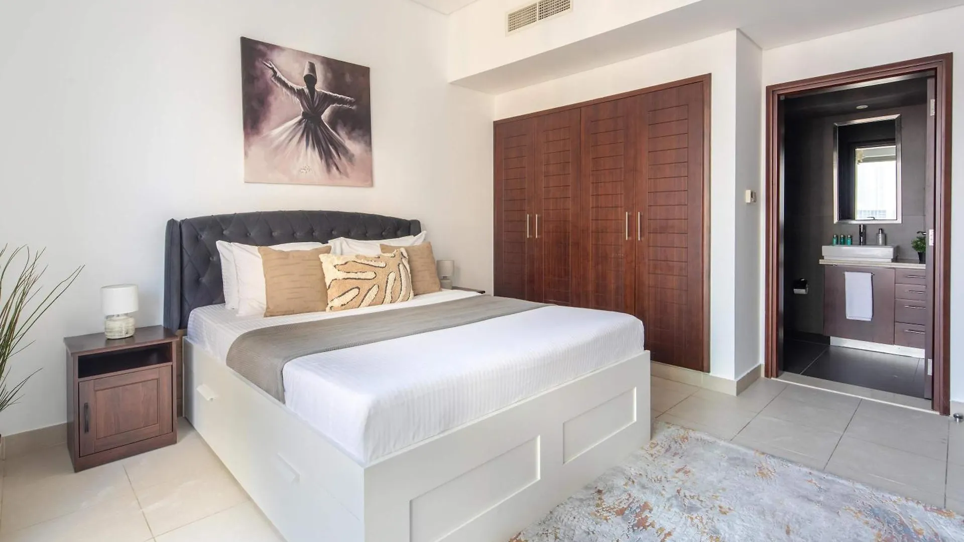 Frank Porter - Boulevard Central Tower 1 Dubai 0*,